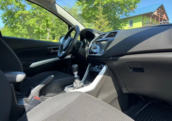 Suzuki SX4 S-Cross cena 64990 przebieg: 140000, rok produkcji 2018 z Brok małe 704
